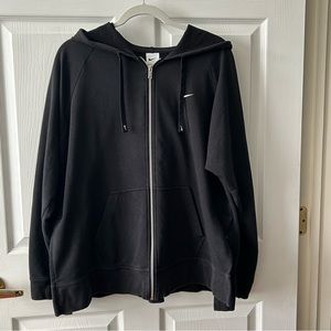 Nike woman's  Dri Fit  sz XL black hooded zip up. VG used condition.